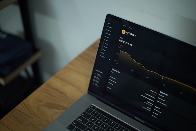Antahost-Hosting Cloud Bisnis Online: Solusi Cerdas untuk Digitalisasi