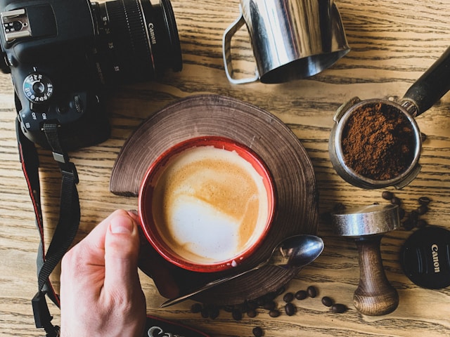 Antahost-Digitalisasi Usaha Mikro: Strategi Cerdas untuk Berkembang