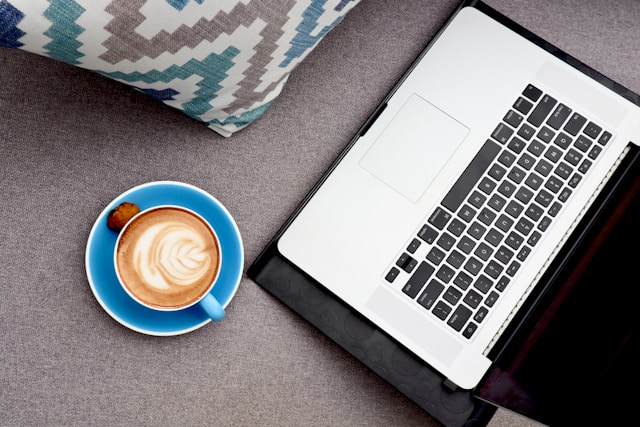 Antahost-Peluang Jasa Buat Website: Bisnis Digital yang Menguntungkan