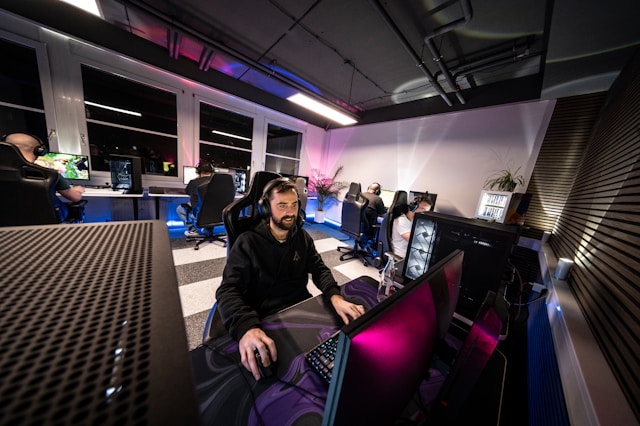 Antahost-Paket Hosting dan Domain Murah Berkualitas di Antahost